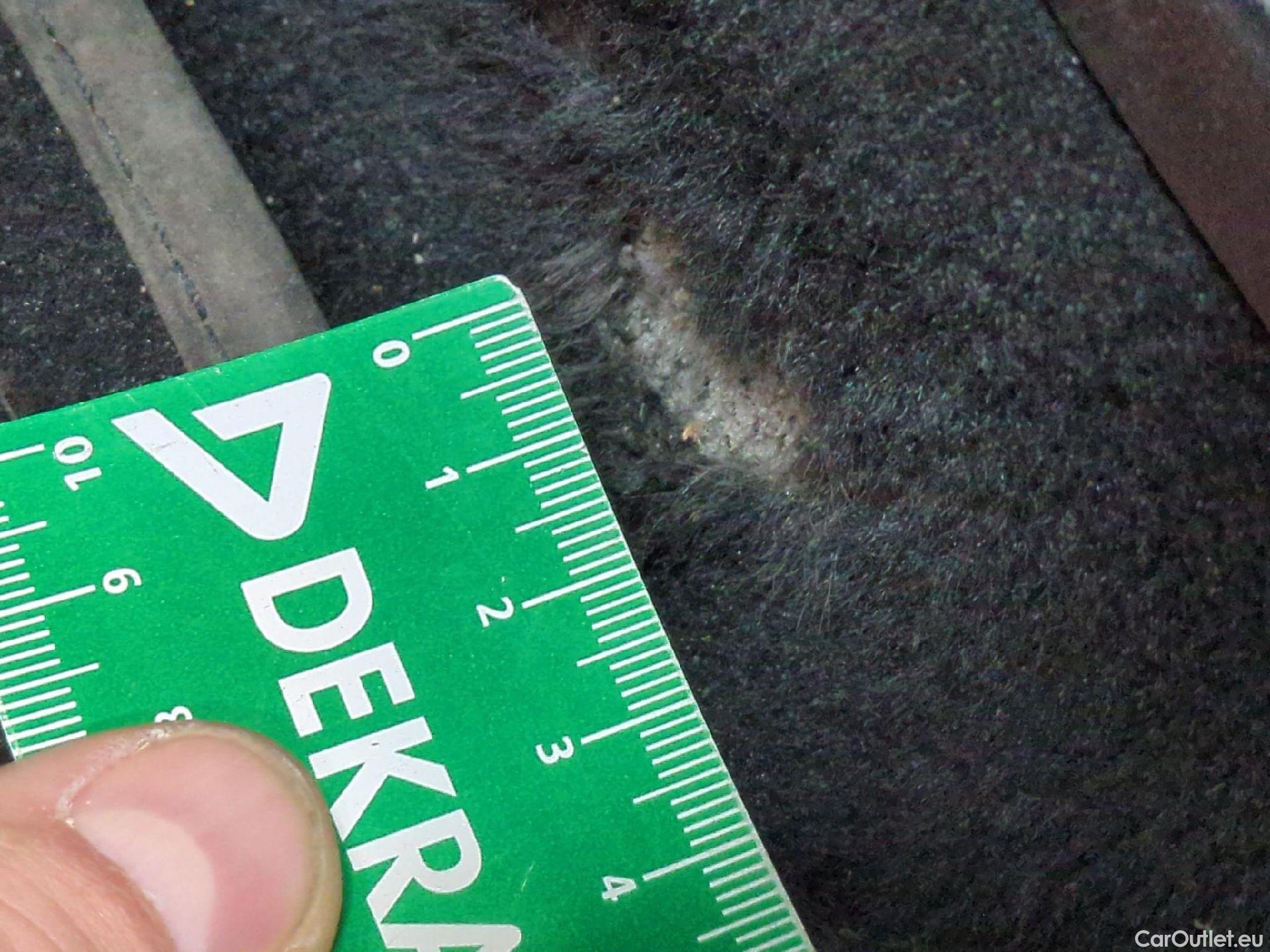  Mercedes  G-Klasee MERCEDES-BENZ GLC / 2019 / 5P / SUV 2.0 GLC 300 E BUSINESS LINE 4MATIC #2