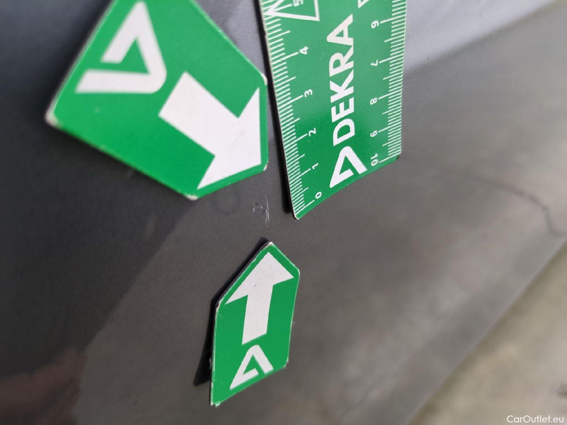  Mercedes  G-Klasee MERCEDES-BENZ GLC / 2019 / 5P / SUV 2.0 GLC 300 E BUSINESS LINE 4MATIC #22