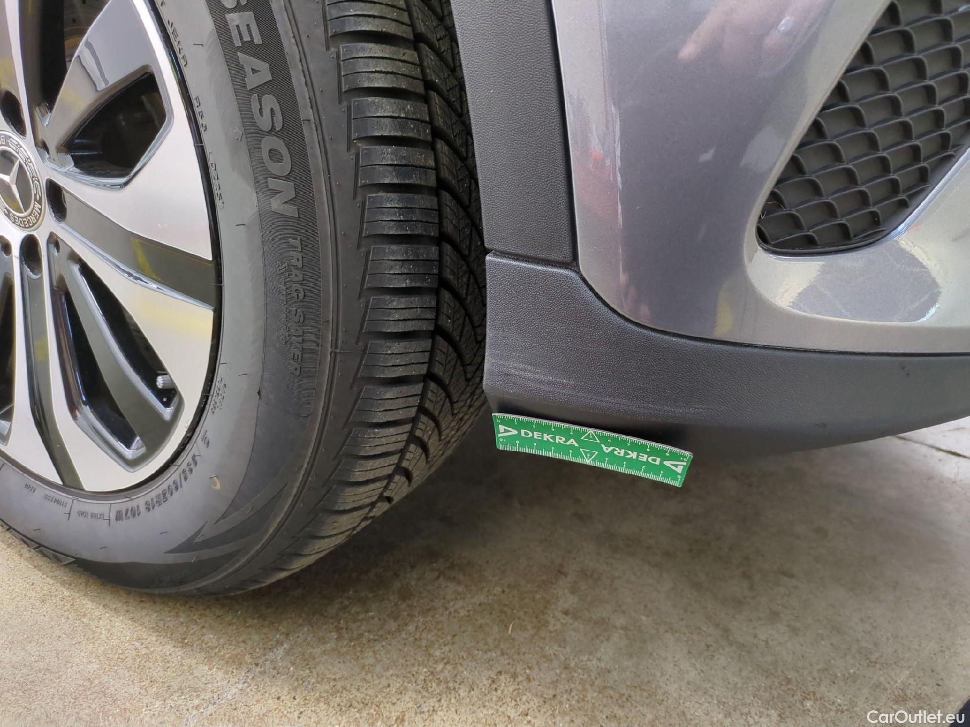  Mercedes  G-Klasee MERCEDES-BENZ GLC / 2019 / 5P / SUV 2.0 GLC 300 E BUSINESS LINE 4MATIC #21