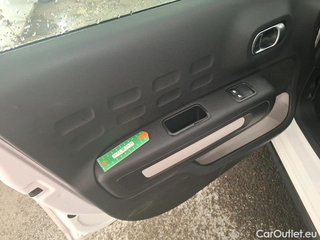  Citroen  C3  Société Feel 1.5 BlueHDI 100CV BVM6 E6dT #1