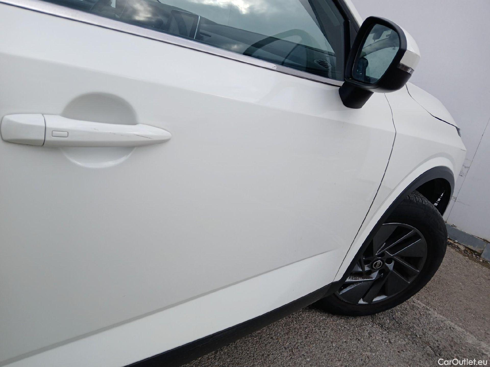  Nissan  Qashqai NISSAN  / 2021 / 5P / todoterreno DIG-T 116kW (158CV) mHEV Xtronic Acenta (AC2) #39