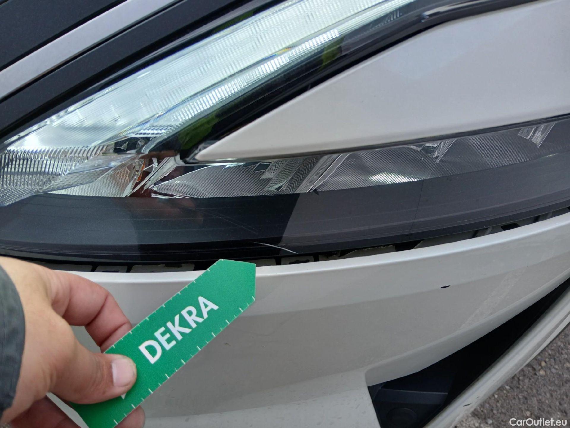  Nissan  Qashqai NISSAN  / 2021 / 5P / todoterreno DIG-T 116kW (158CV) mHEV Xtronic Acenta (AC2) #11