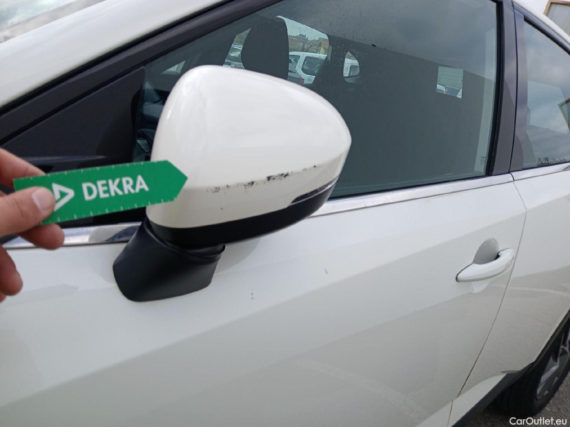  Nissan  Qashqai NISSAN  / 2021 / 5P / todoterreno DIG-T 116kW (158CV) mHEV Xtronic Acenta (AC2) #22