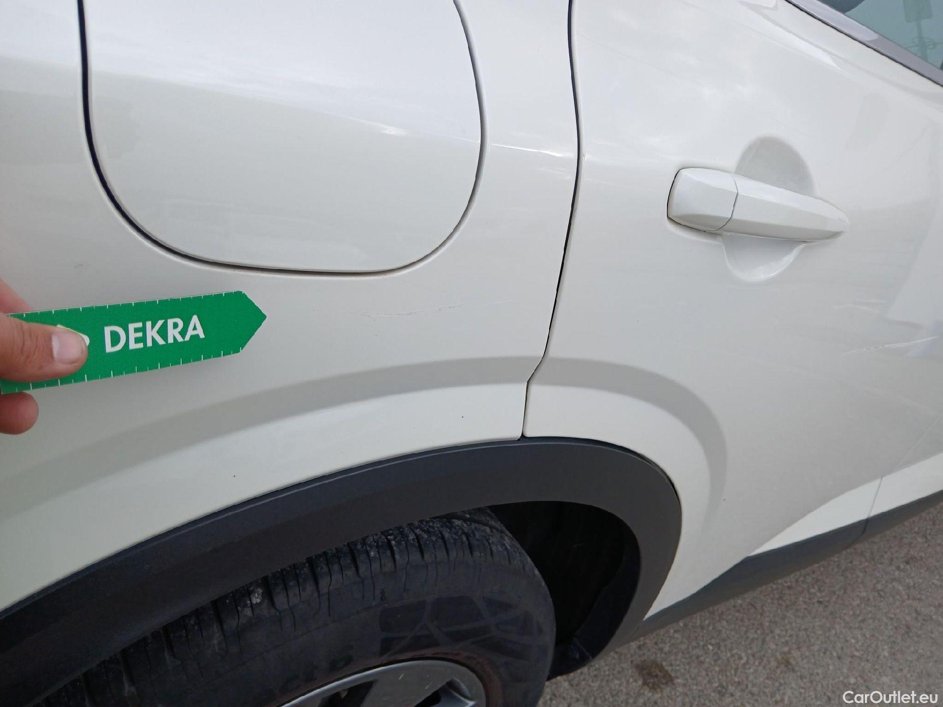  Nissan  Qashqai NISSAN  / 2021 / 5P / todoterreno DIG-T 116kW (158CV) mHEV Xtronic Acenta (AC2) #35