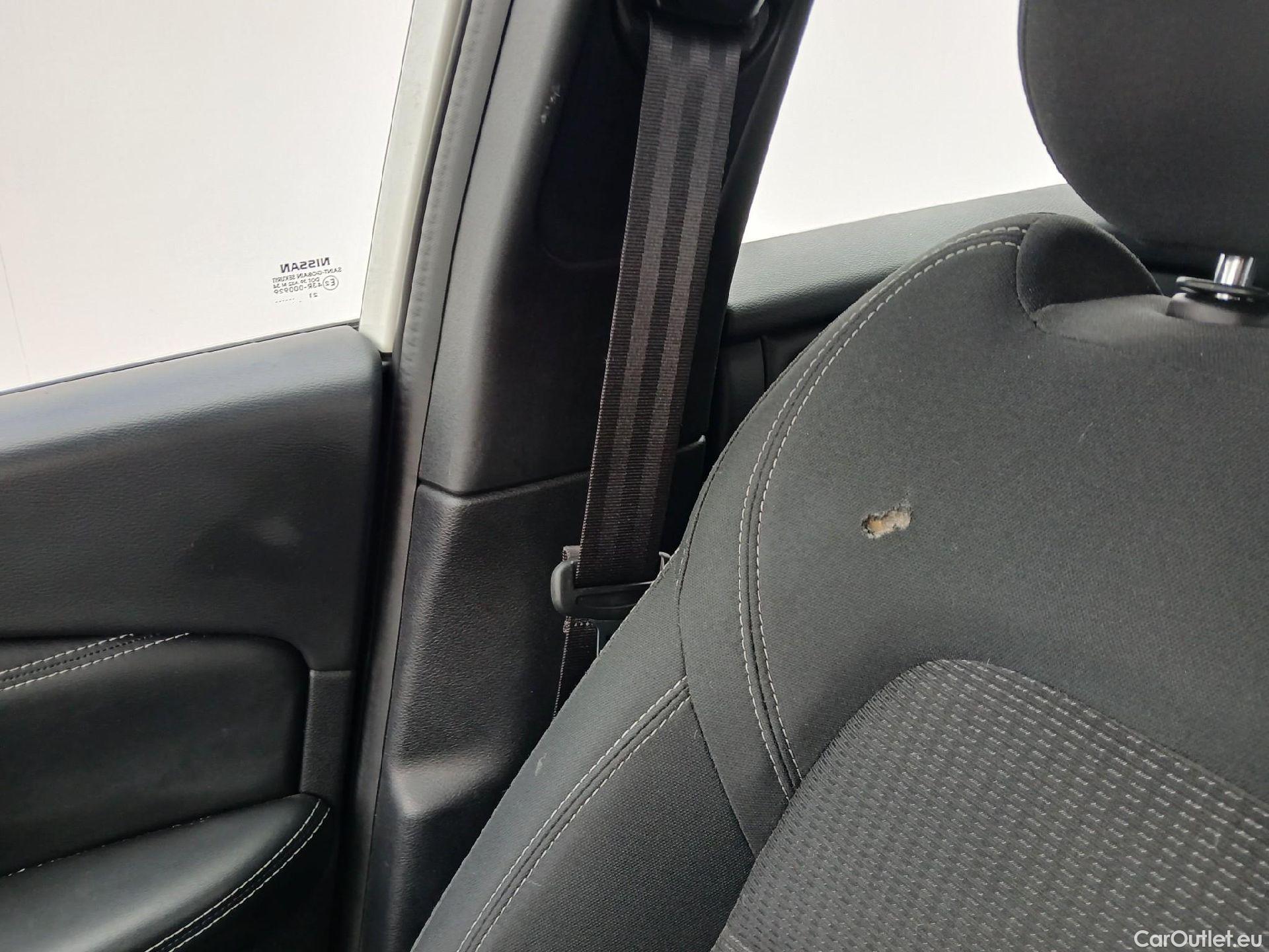  Nissan  Qashqai NISSAN  / 2021 / 5P / todoterreno DIG-T 116kW (158CV) mHEV Xtronic Acenta (AC2) #53