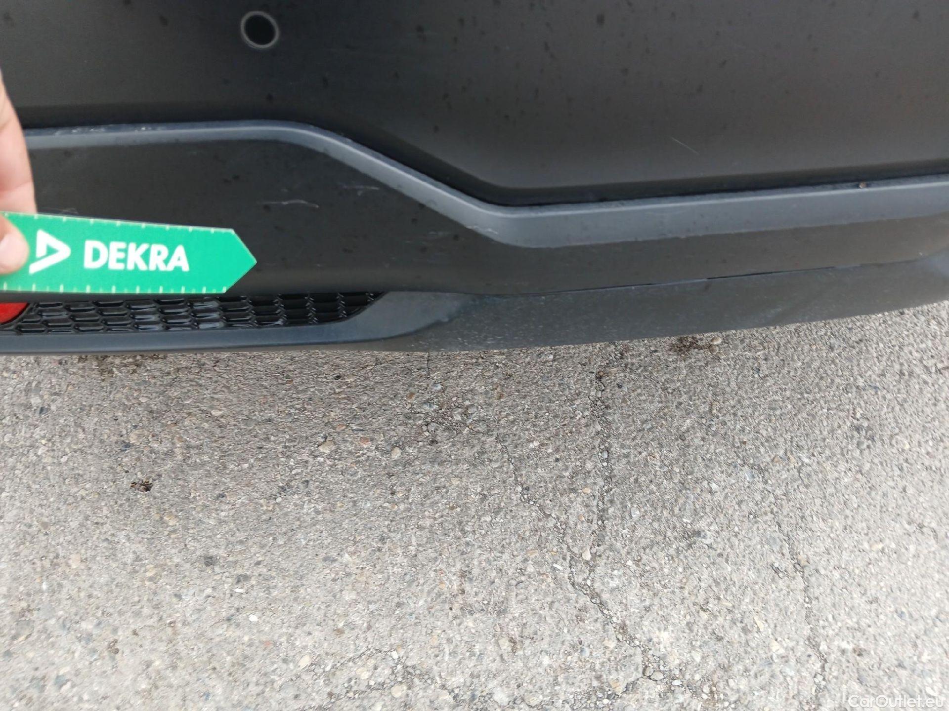  Nissan  Qashqai NISSAN  / 2021 / 5P / todoterreno DIG-T 116kW (158CV) mHEV Xtronic Acenta (AC2) #32