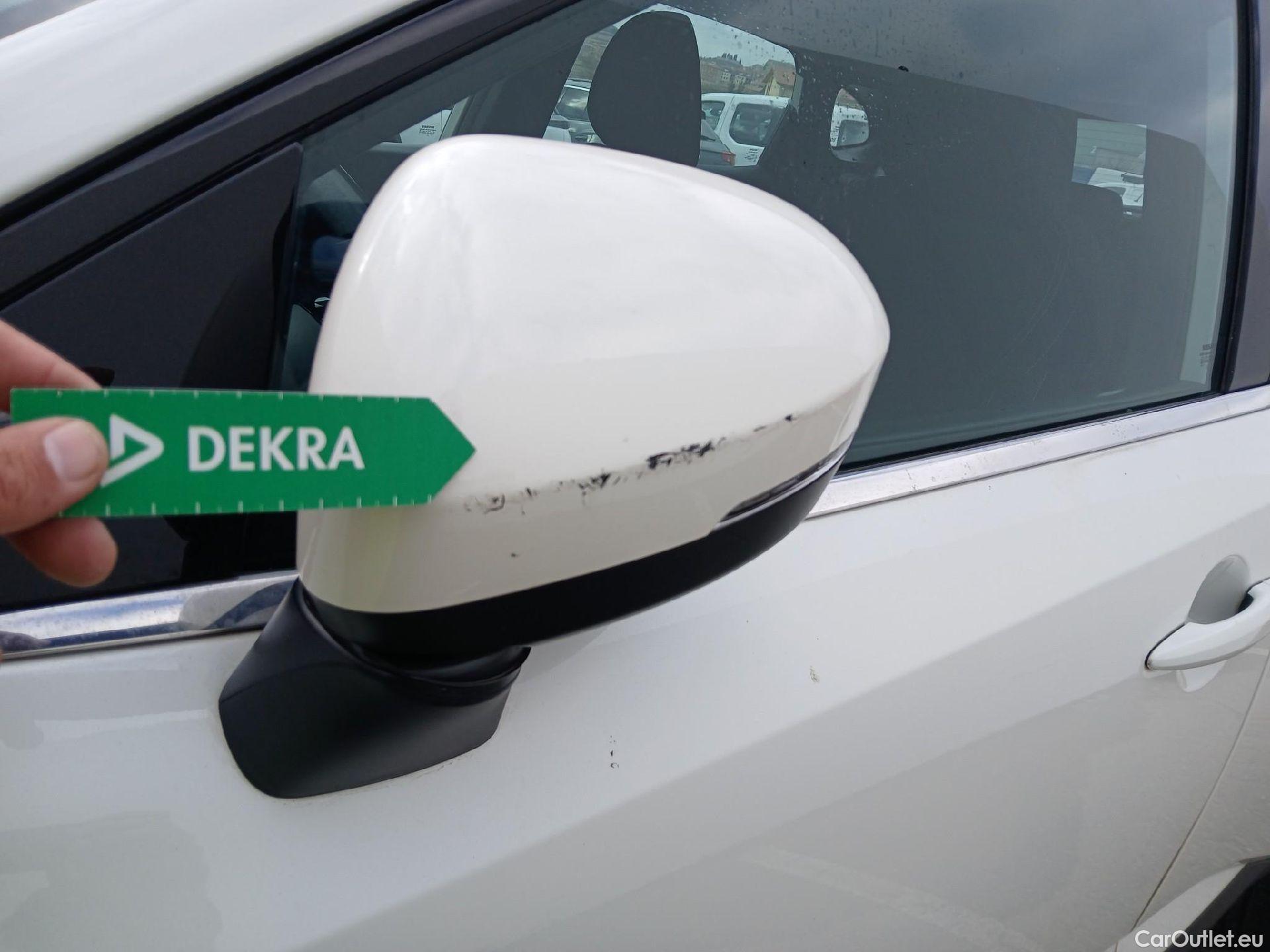  Nissan  Qashqai NISSAN  / 2021 / 5P / todoterreno DIG-T 116kW (158CV) mHEV Xtronic Acenta (AC2) #23