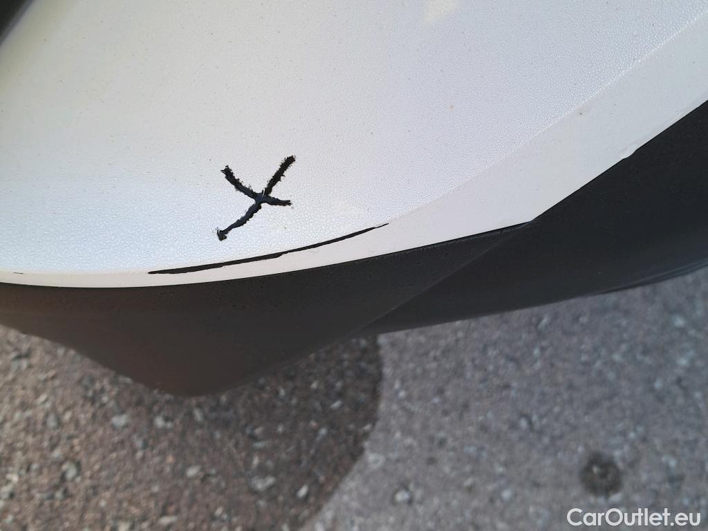  Toyota  C-HR TOYOTA  / 2019 / 5P / todoterreno 1.8 125H Advance #8