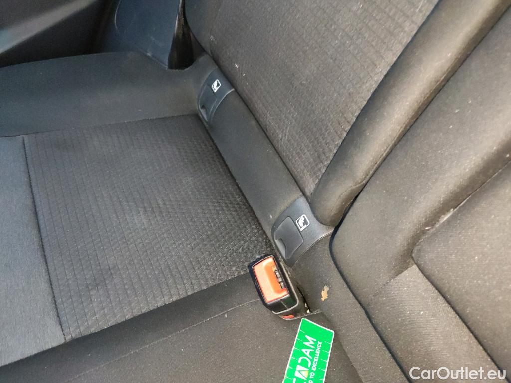  Nissan  Qashqai NISSAN  / 2021 / 5P / todoterreno DIG-T 116kW Xtronic N-Connecta #20