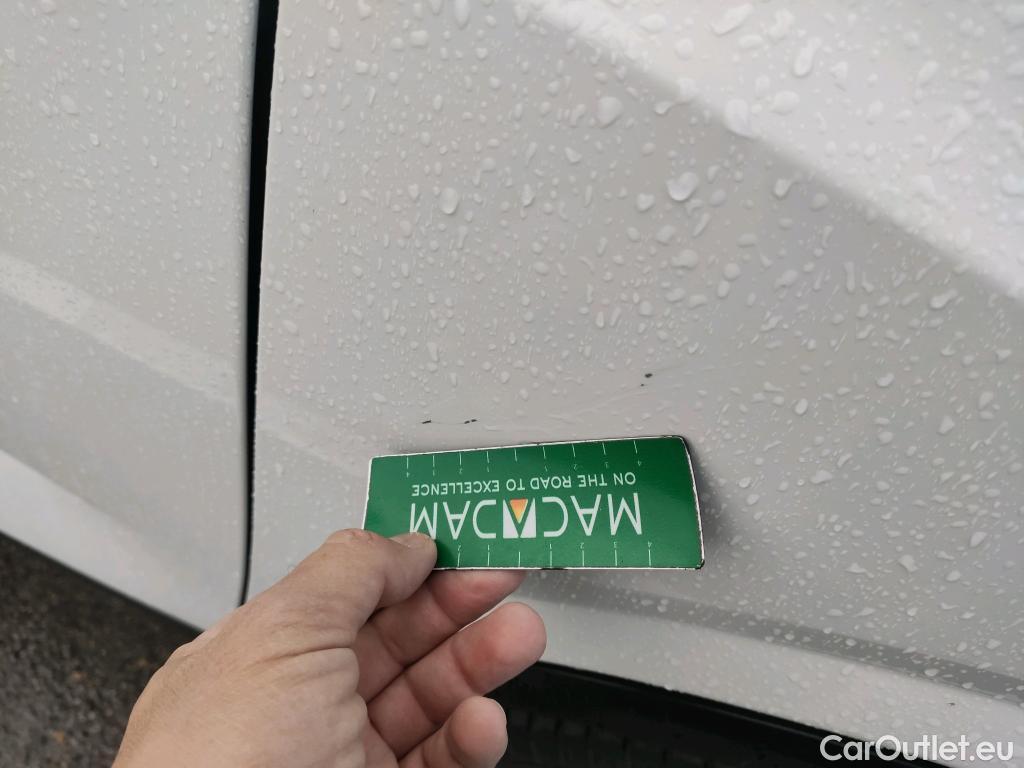  Nissan  Qashqai NISSAN  / 2021 / 5P / todoterreno DIG-T 116kW Xtronic N-Connecta #23