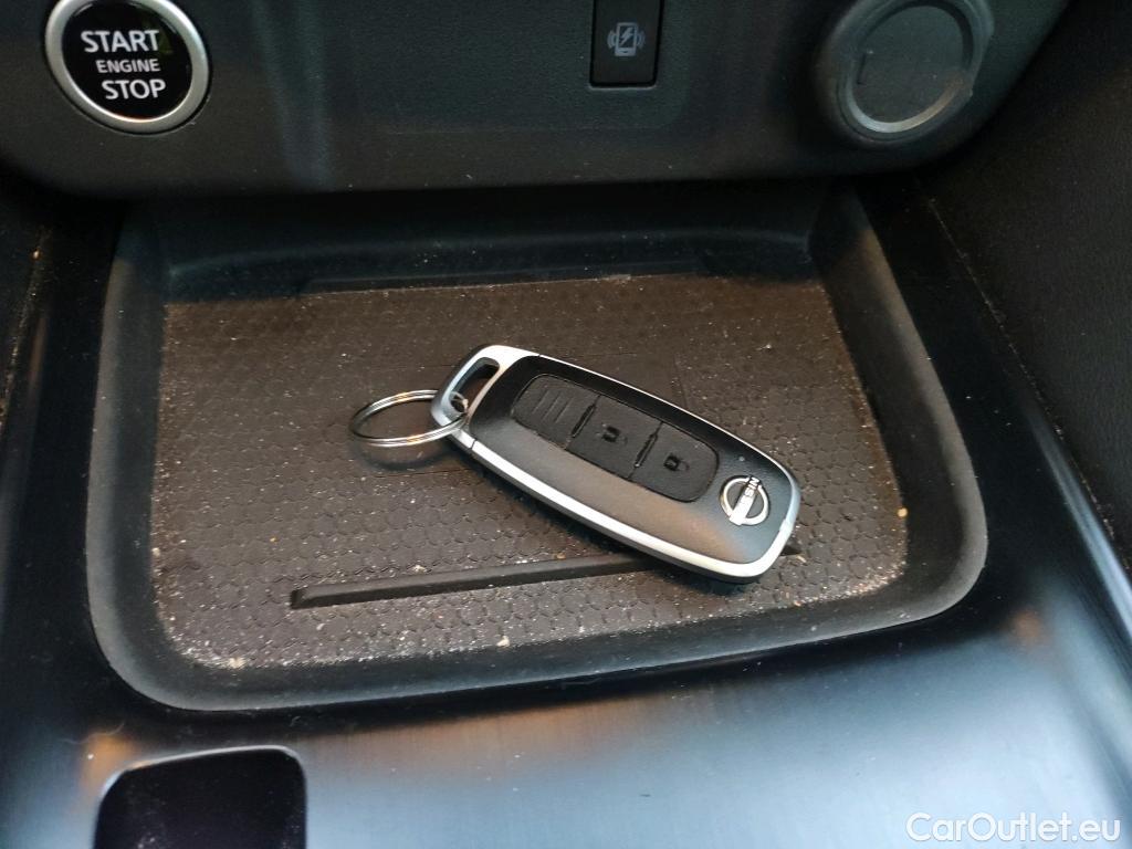  Nissan  Qashqai NISSAN  / 2021 / 5P / todoterreno DIG-T 116kW Xtronic N-Connecta #4