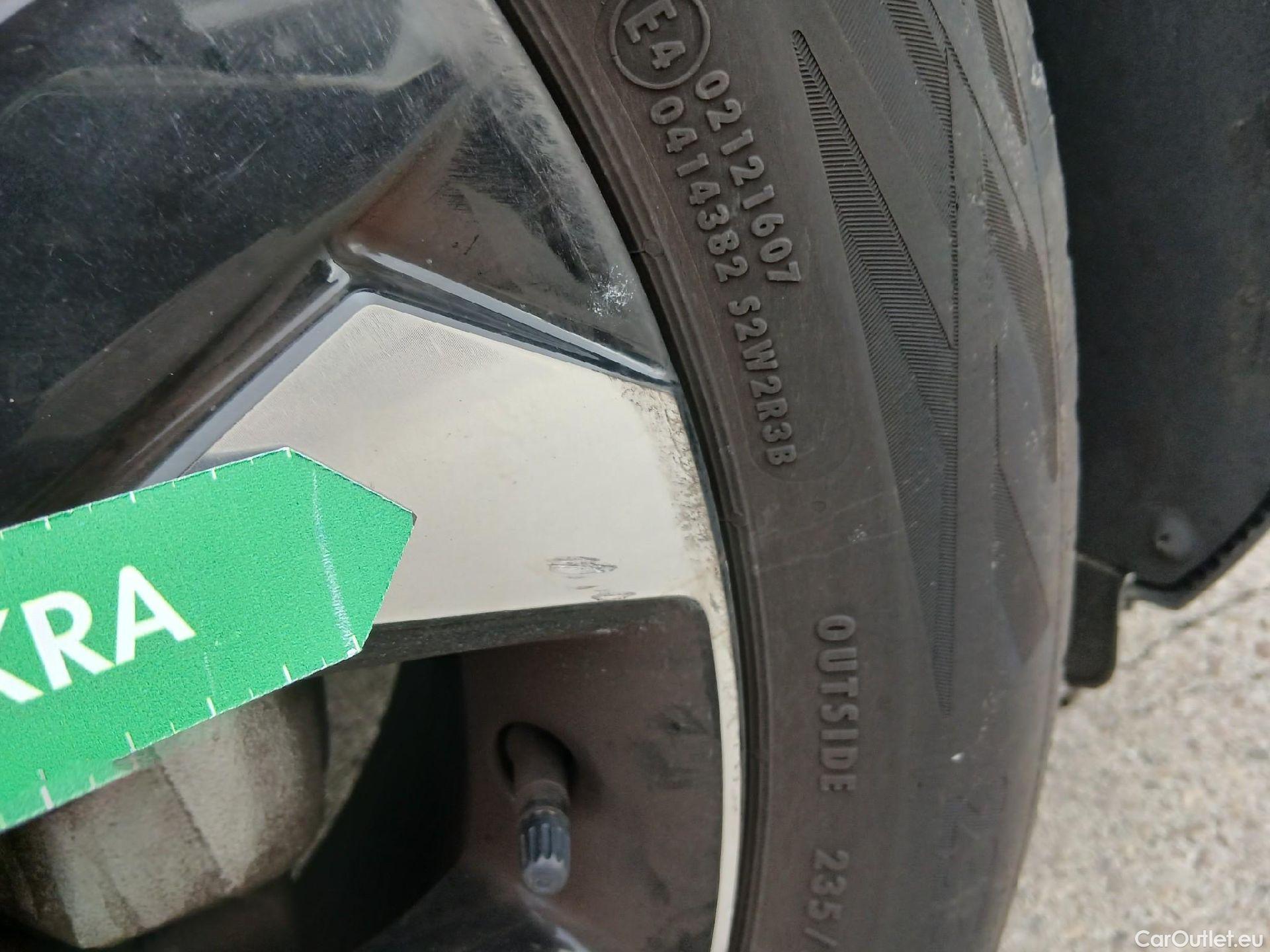  KIA  Sportage  Tech Plug-In Hybrid 4WD 1.6 T-GDI AT6 E6d #32