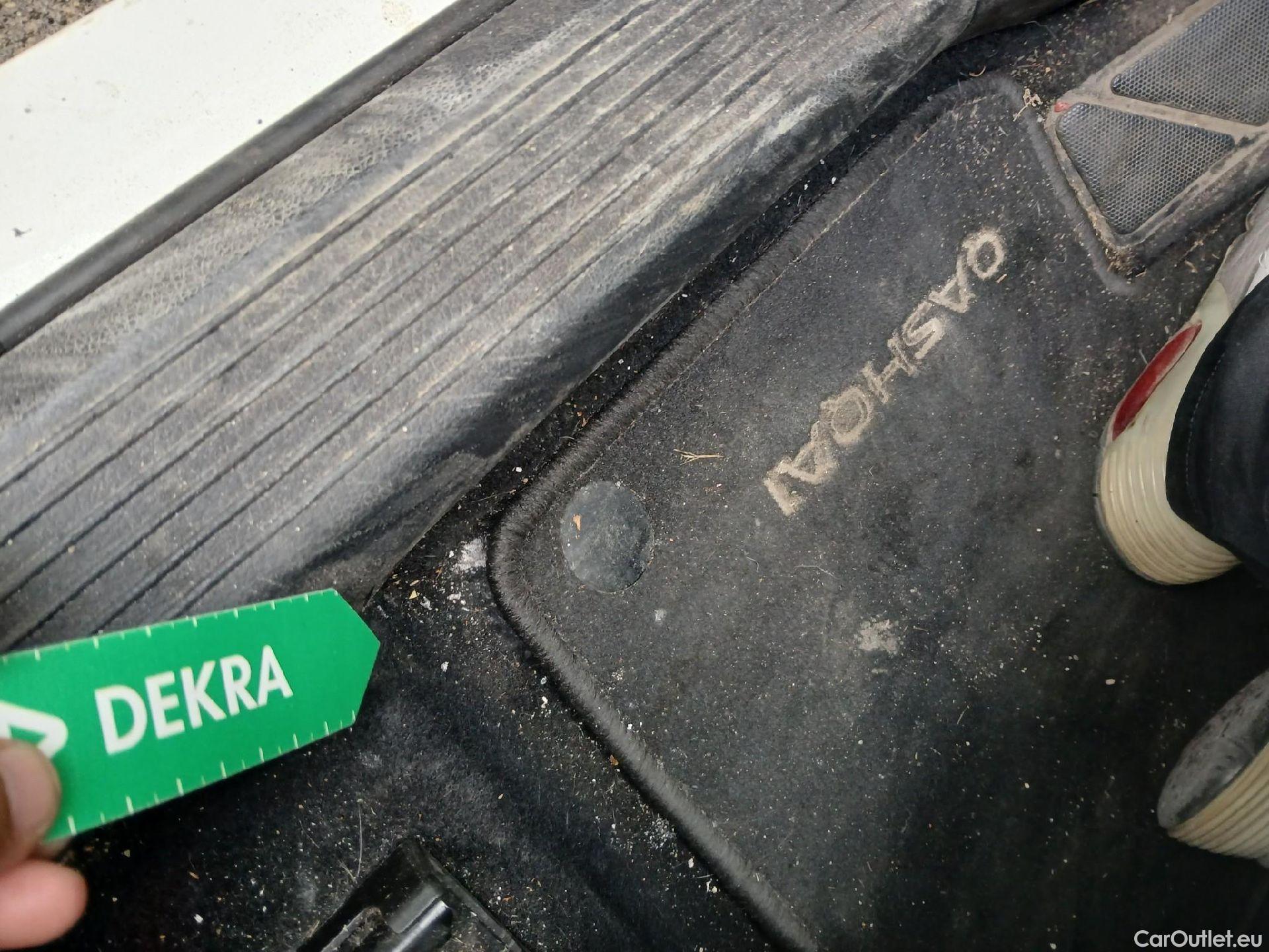  Nissan  Qashqai NISSAN  / 2021 / 5P / todoterreno DIG-T 116kW (158CV) mHEV Xtronic Acenta (AC2) #48