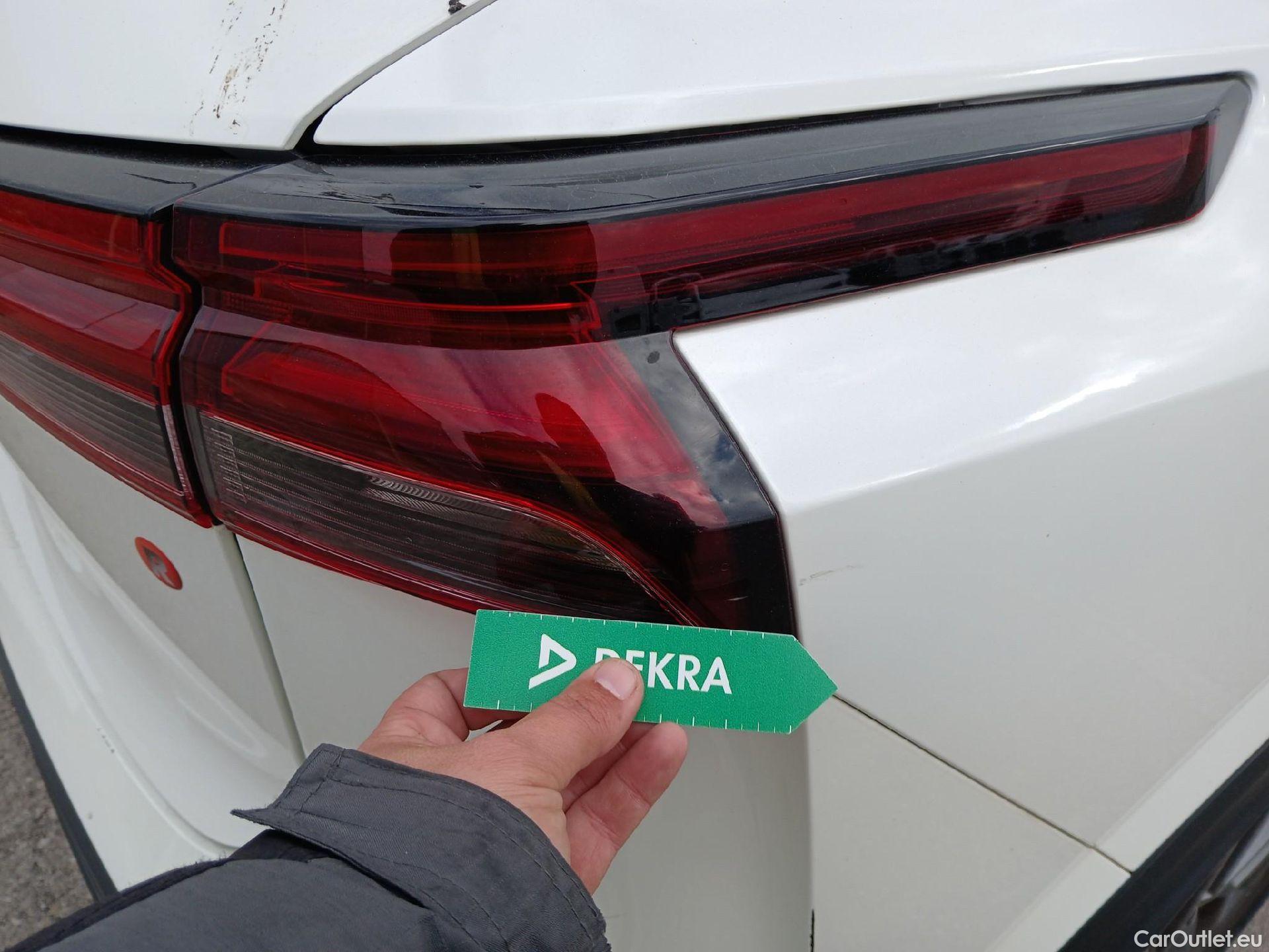  Nissan  Qashqai NISSAN  / 2021 / 5P / todoterreno DIG-T 116kW (158CV) mHEV Xtronic Acenta (AC2) #34