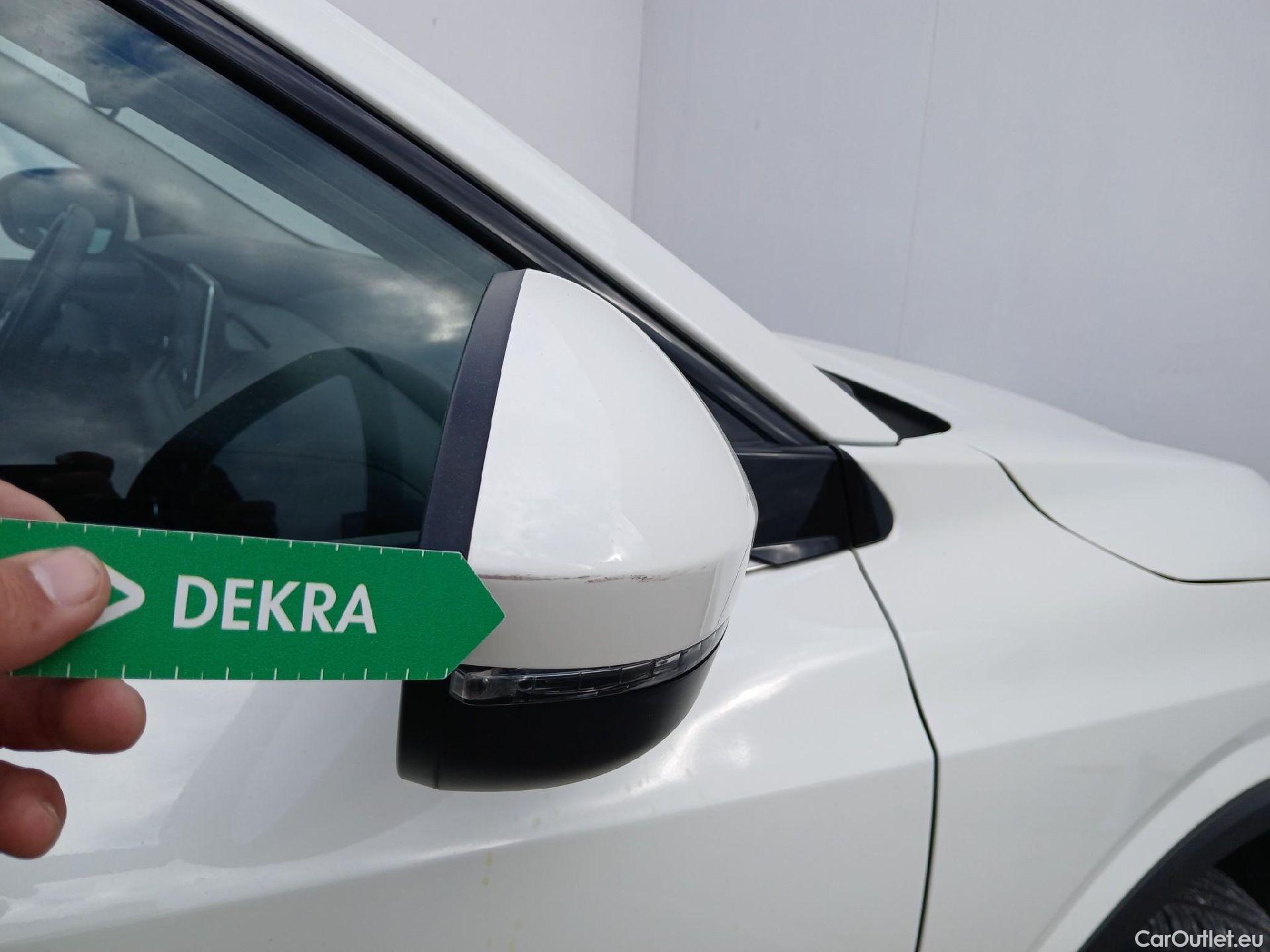  Nissan  Qashqai NISSAN  / 2021 / 5P / todoterreno DIG-T 116kW (158CV) mHEV Xtronic Acenta (AC2) #43