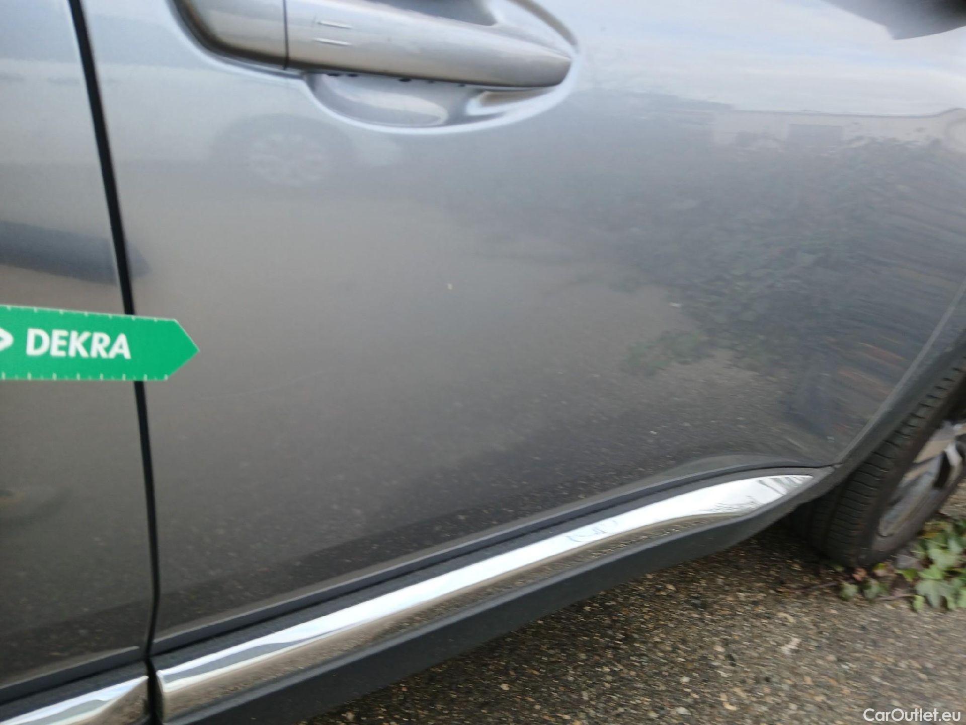  Peugeot  3008  Allure Pack 1.2 PureTech 130CV MT6 E6d #27