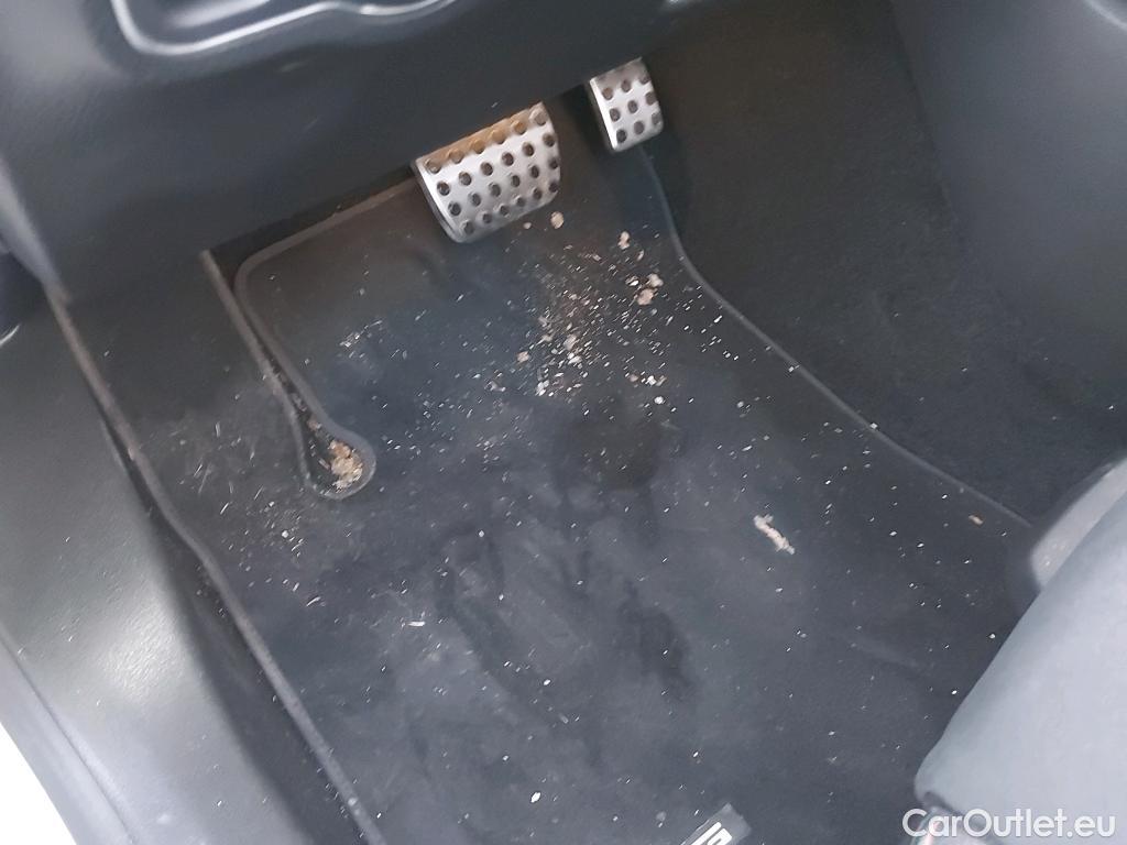  Mercedes  GLA Clase   250 e (247.785)AMG 1.3 AMG Line 220CV AT8 E6d #7