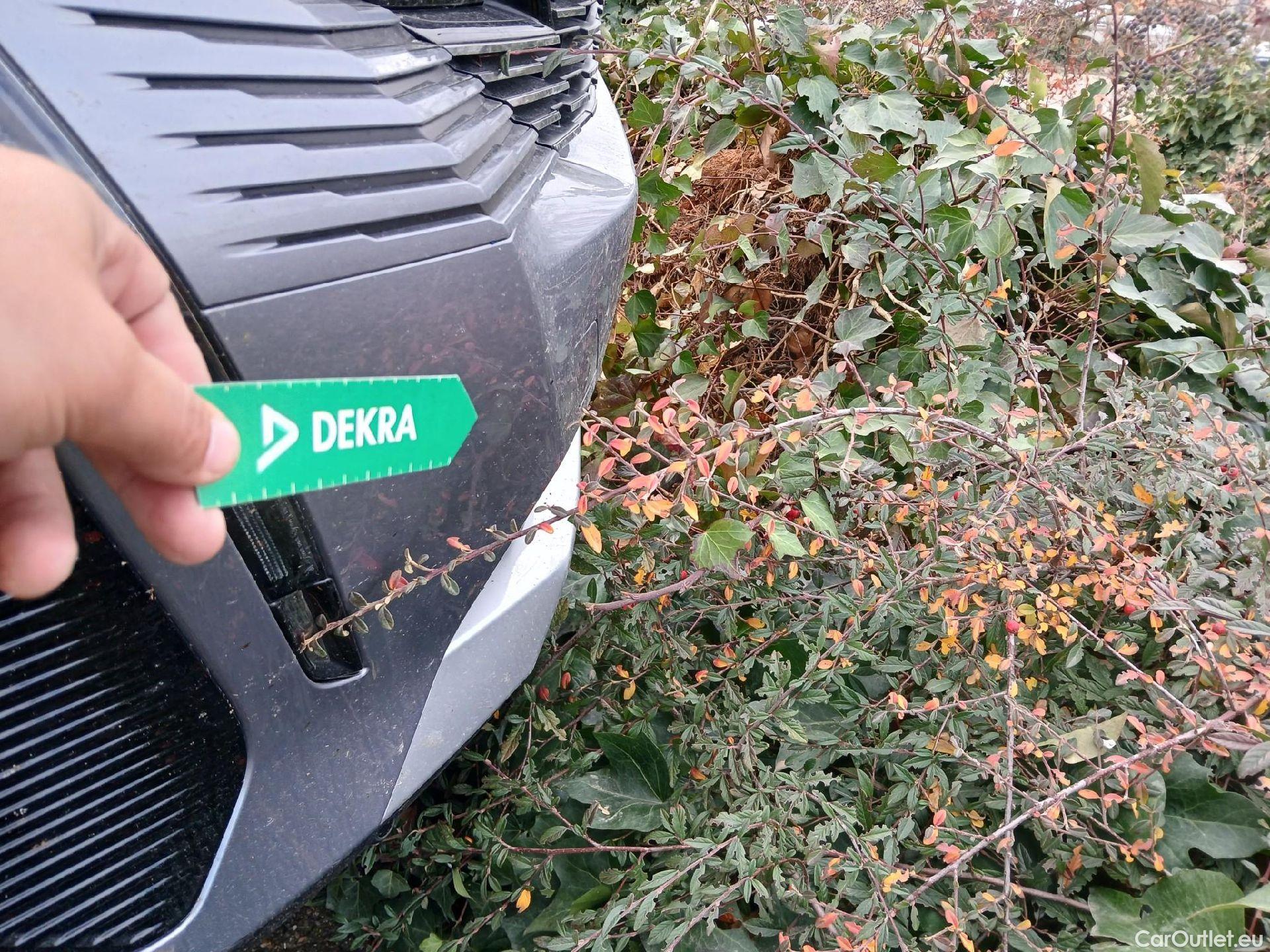  Peugeot  3008  Allure Pack 1.2 PureTech 130CV MT6 E6d #12