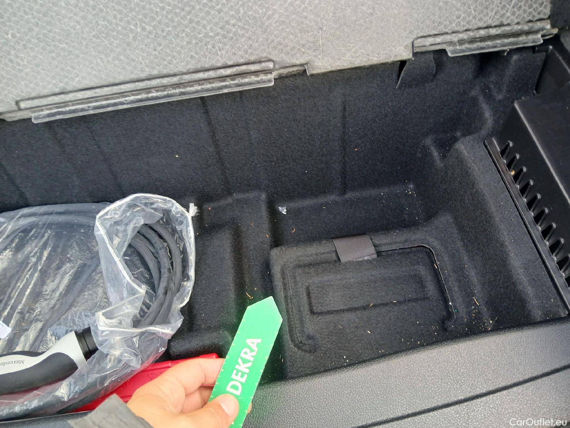  Mercedes  G-Klasee MERCEDES-BENZ GLC Coupé / 2019 / 5P / coupé GLC 300 e 4MATIC #3