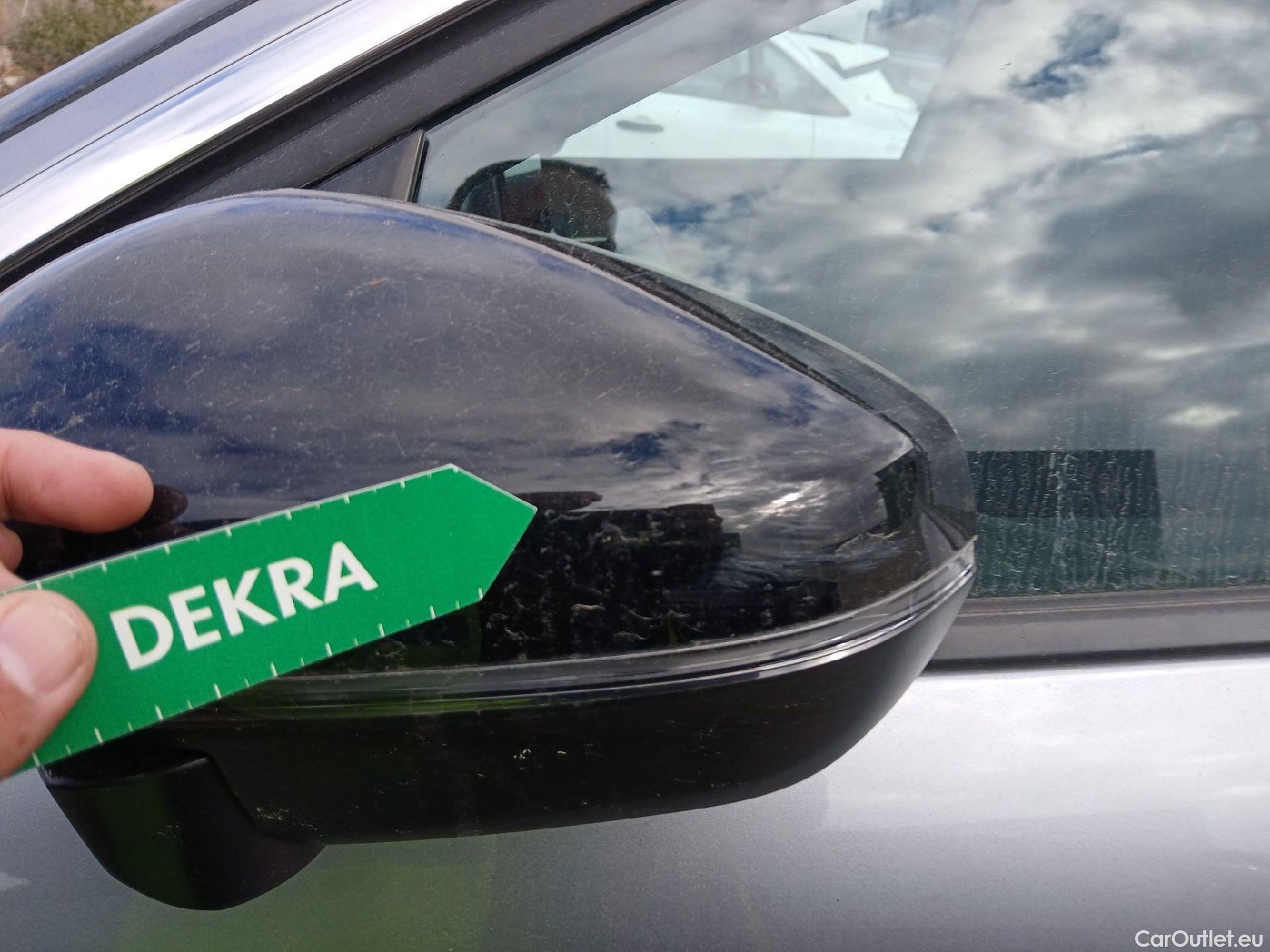  Peugeot  3008  Allure Pack 1.2 PureTech 130CV MT6 E6d #14