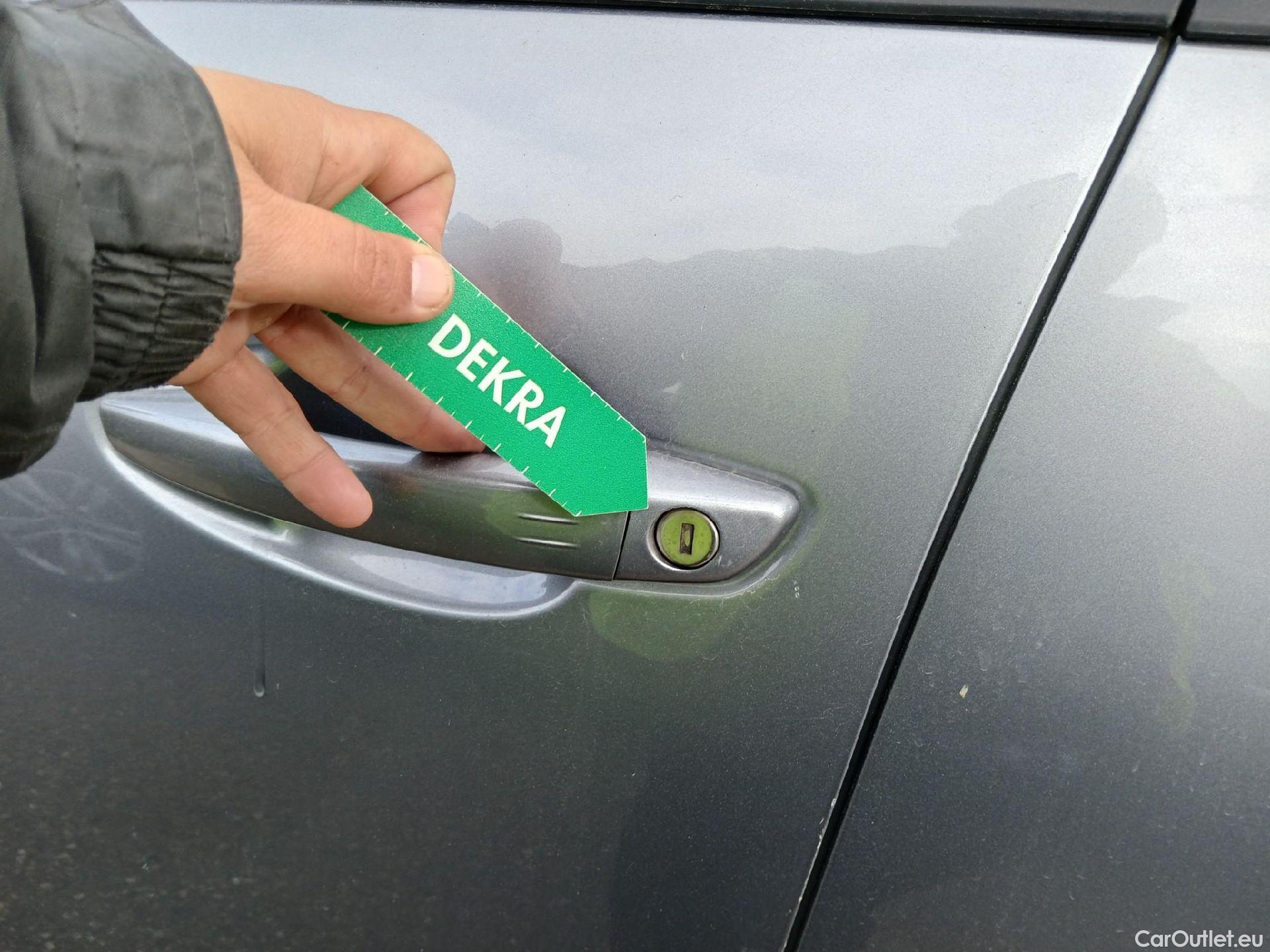  Peugeot  3008  Allure Pack 1.2 PureTech 130CV MT6 E6d #24