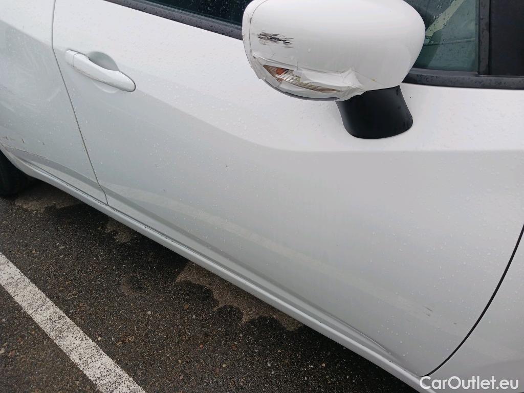  Nissan  Micra NISSAN  / 2017 / 5P / berlina con portón IG-T 68 kW (92 CV) E6D-F CVT Acenta #14