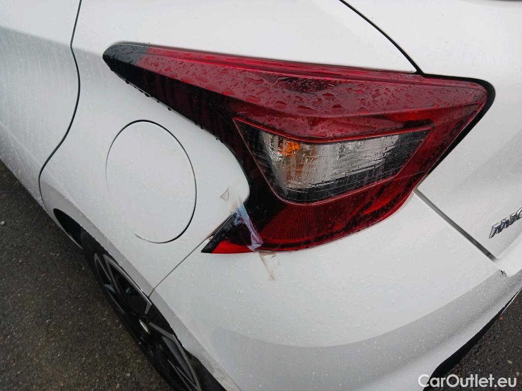  Nissan  Micra NISSAN  / 2017 / 5P / berlina con portón IG-T 68 kW (92 CV) E6D-F CVT Acenta #1