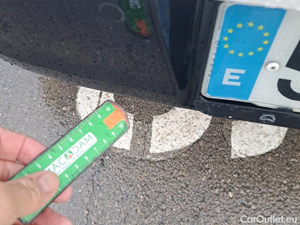  Peugeot  208 PEUGEOT  / 2019 / 5P / berlina con portón PureTech 73kW (100CV) EAT8 Allure Pack #36