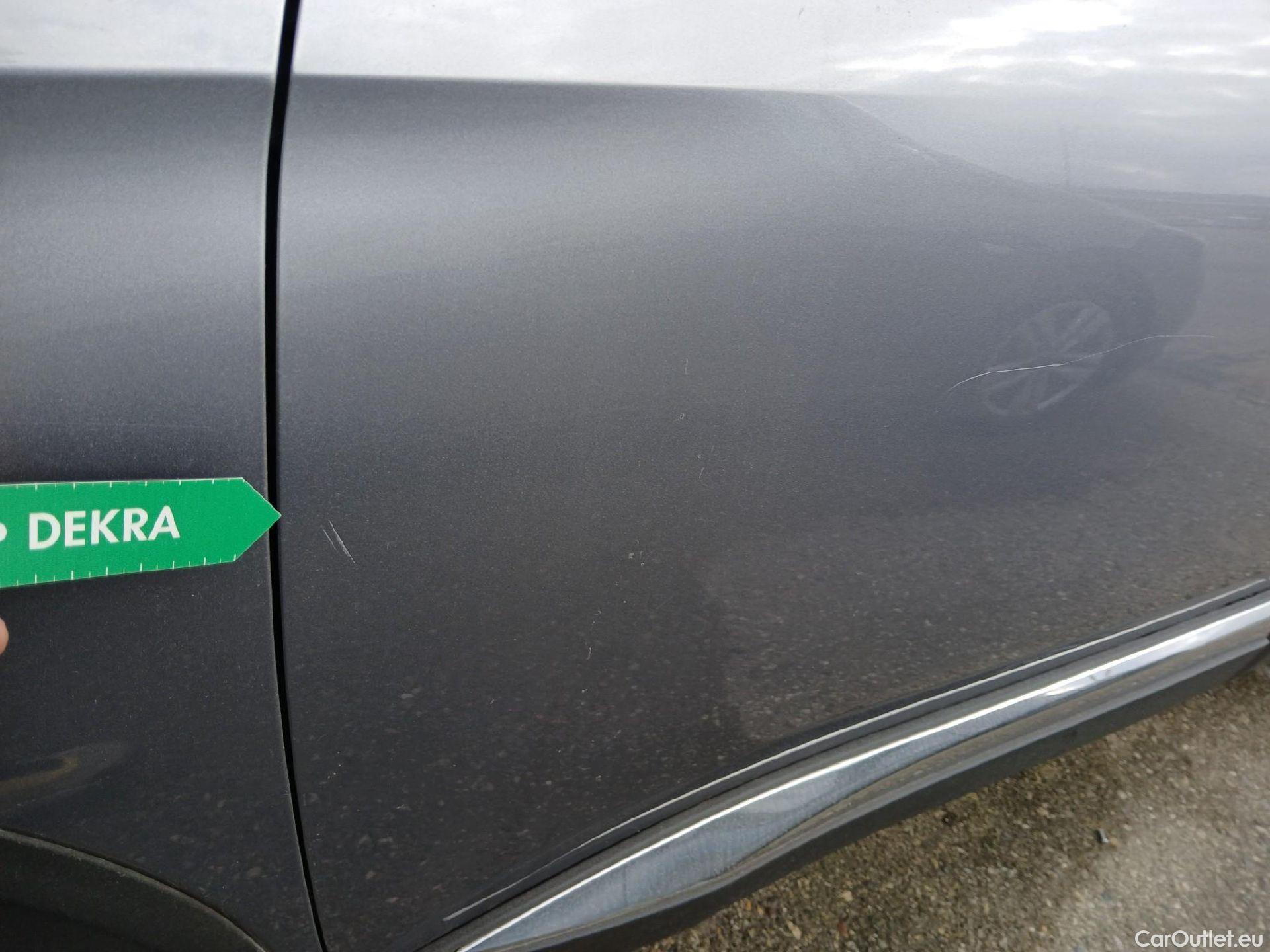  Peugeot  3008  Allure Pack 1.2 PureTech 130CV MT6 E6d #11