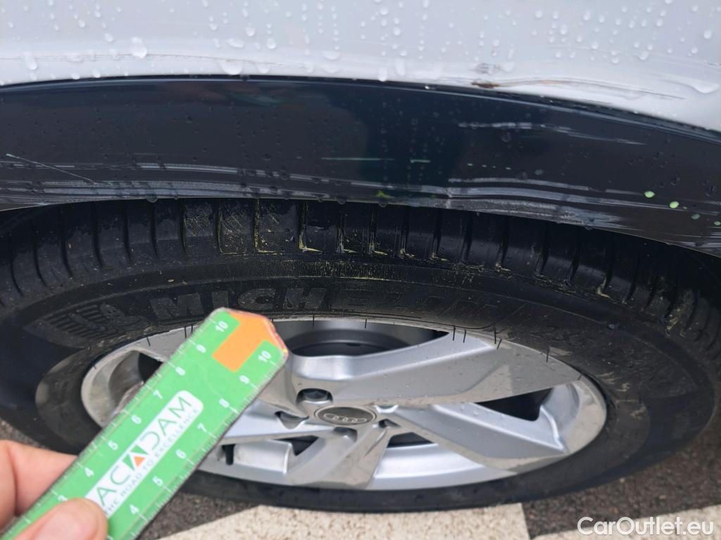  Audi  Q3 AUDI  / 2018 / 5P / todoterreno Advanced 35 TDI 110kW (150CV) S tronic #23