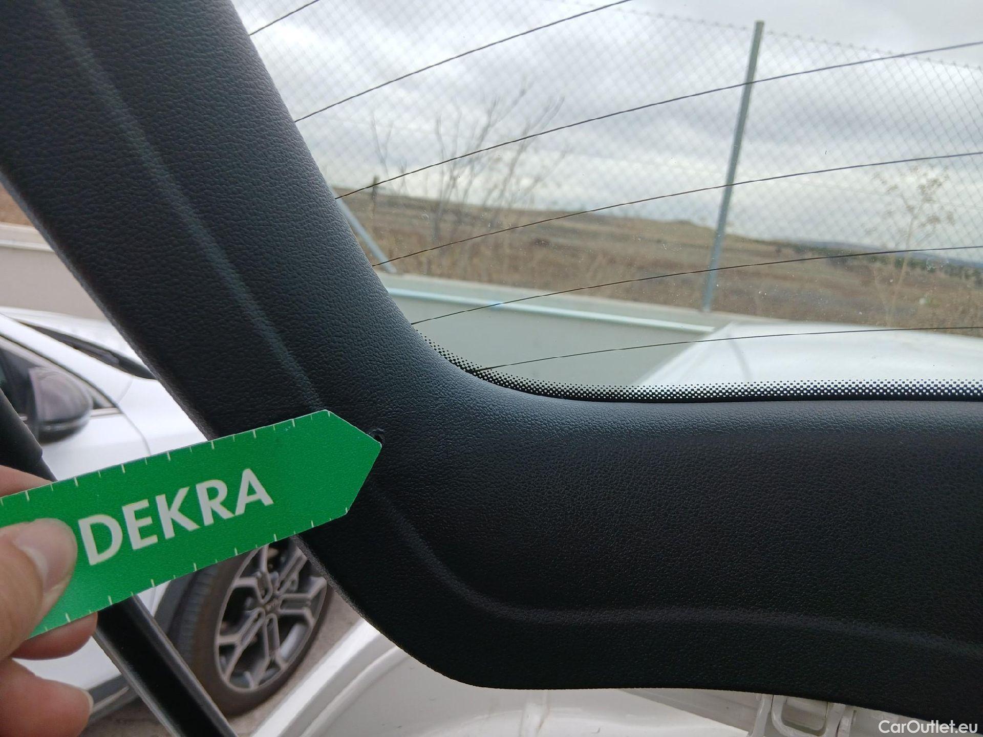  Seat  Leon SEAT León / 2016 / 5P / berlina con portón 1.5 TSI 95kW (130CV) St&Sp Style Visio Edition #3