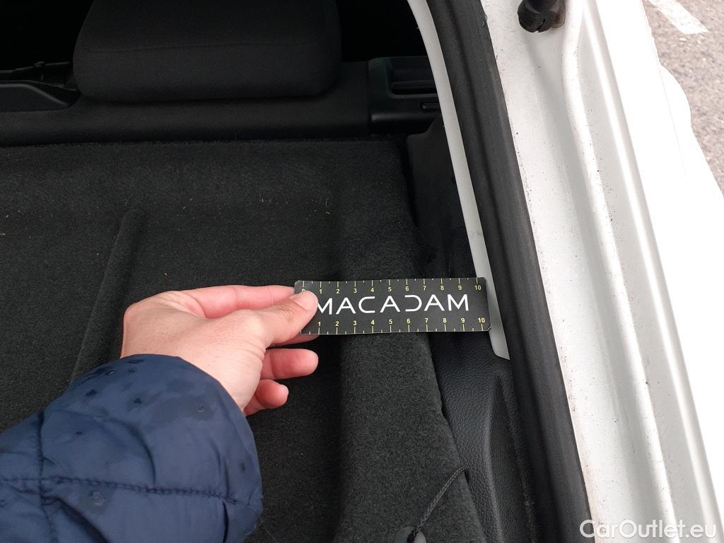  Seat  Ibiza SEAT  / 2017 / 5P / berlina con portón 1.0 MPI 59kW (80CV) Reference Plus(SP) #9