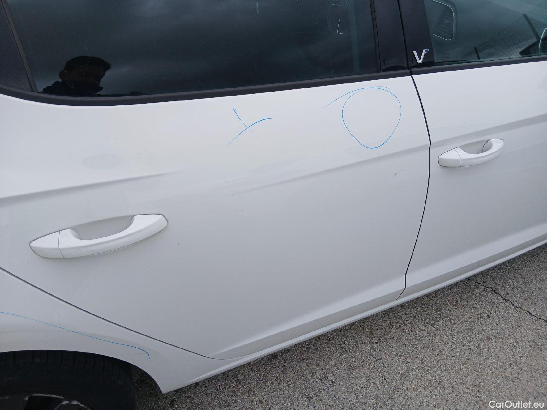  Seat  Leon SEAT León / 2016 / 5P / berlina con portón 1.5 TSI 95kW (130CV) St&Sp Style Visio Edition #24