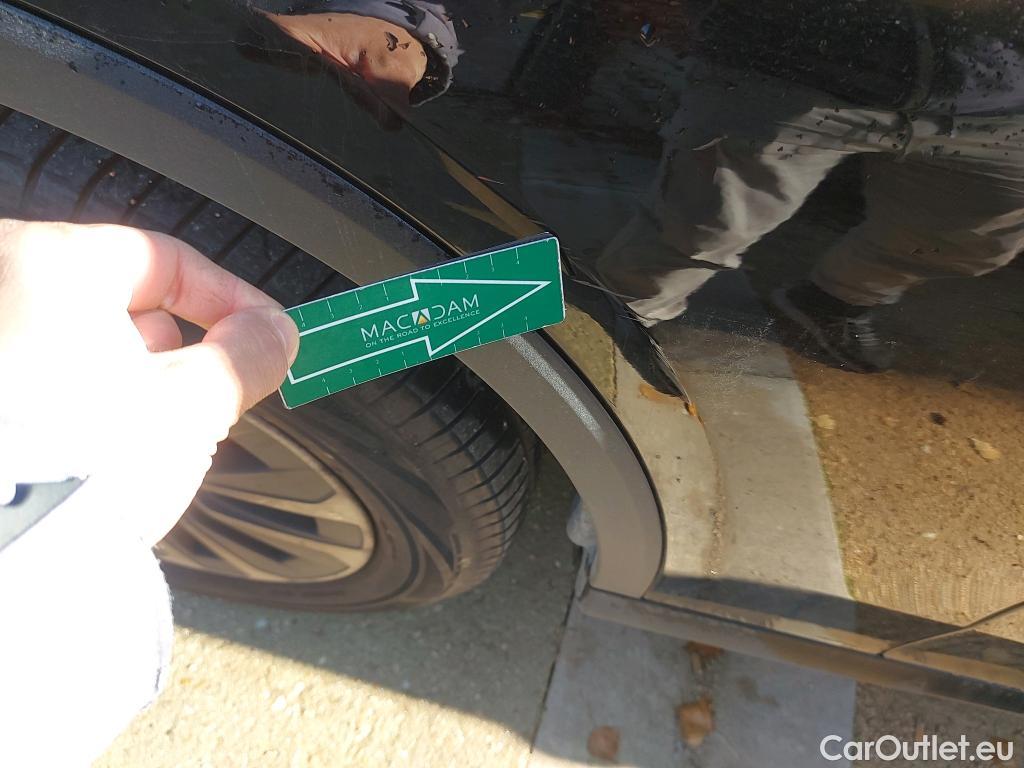  Mercedes  GLC MERCEDES-BENZ  / 2022 / 5P / todoterreno  220 d 4MATIC  #4