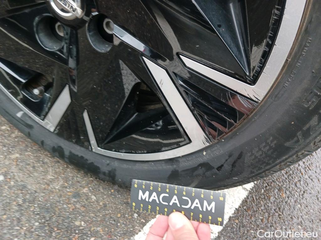  Nissan  Micra NISSAN  / 2017 / 5P / berlina con portón IG-T 68 kW (92 CV) E6D-F CVT Acenta #31