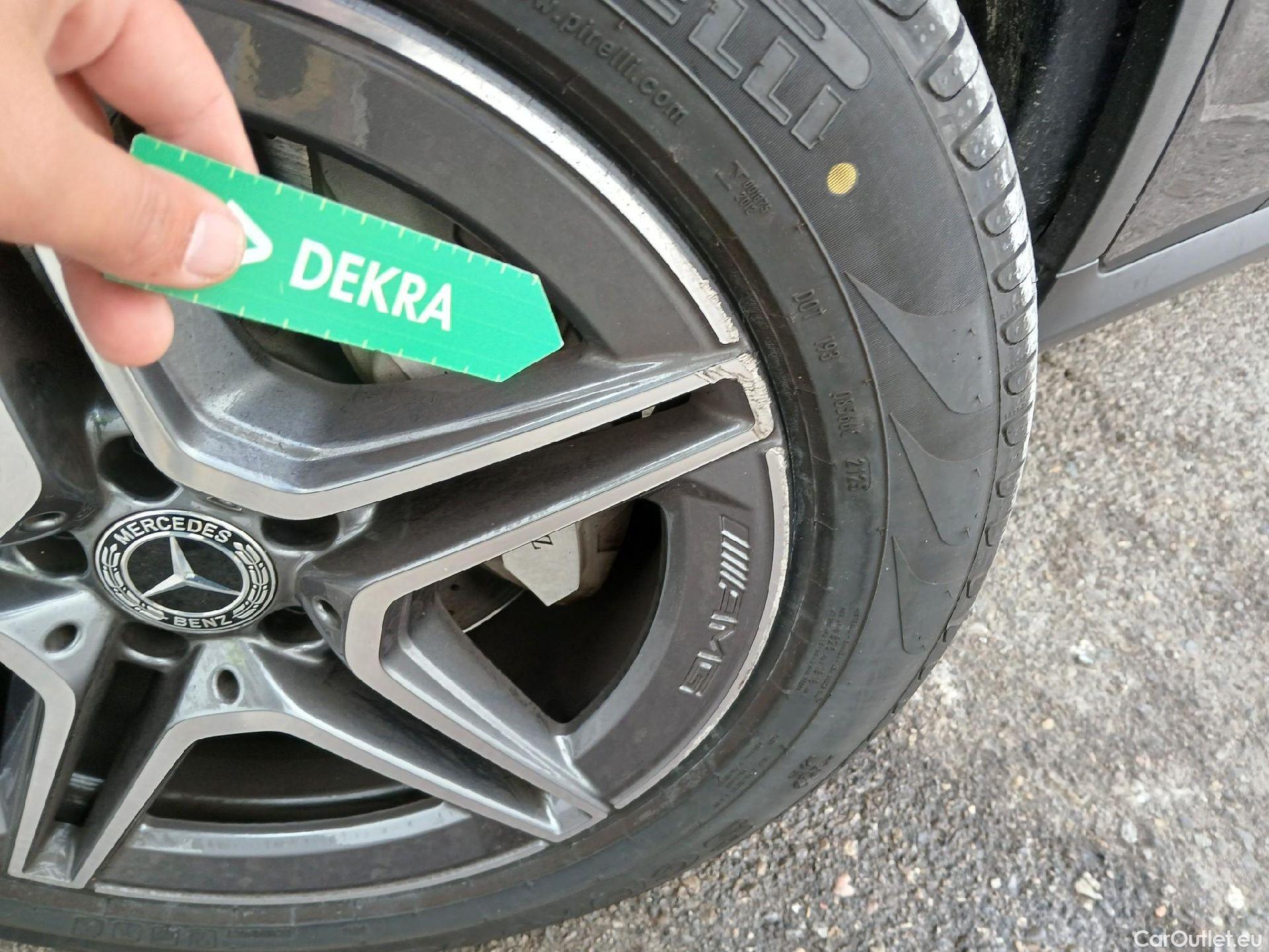  Mercedes  G-Klasee MERCEDES-BENZ GLC Coupé / 2019 / 5P / coupé GLC 300 e 4MATIC #8