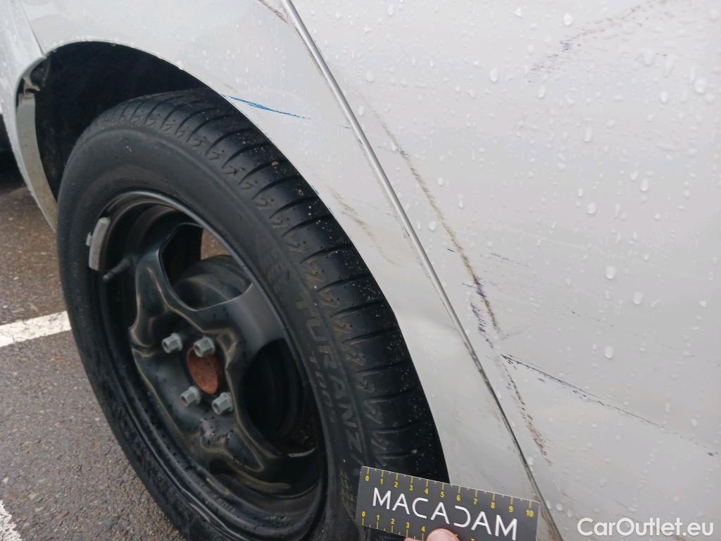  Nissan  Micra NISSAN  / 2017 / 5P / berlina con portón IG-T 68 kW (92 CV) E6D-F CVT Acenta #6