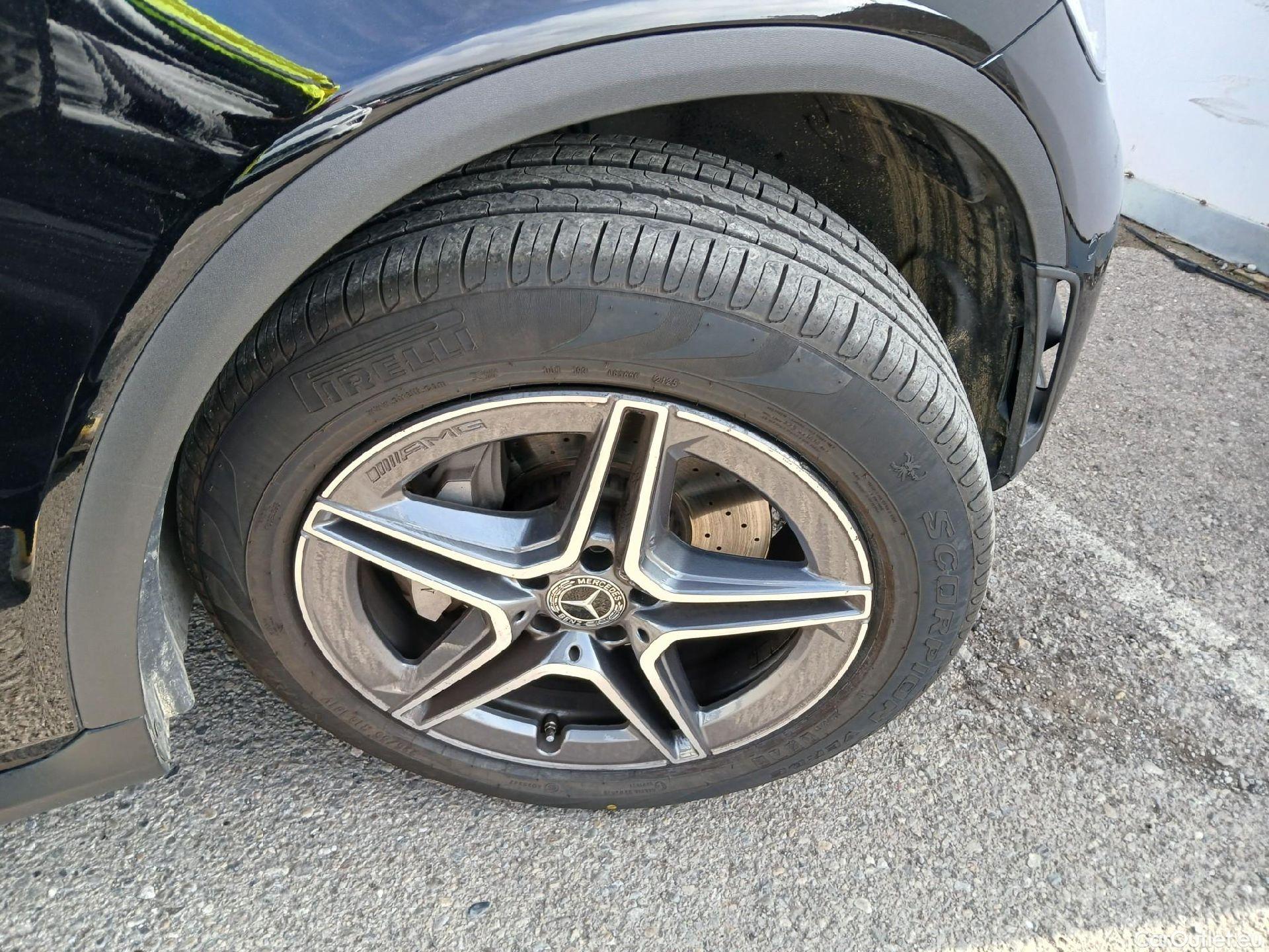  Mercedes  G-Klasee MERCEDES-BENZ GLC Coupé / 2019 / 5P / coupé GLC 300 e 4MATIC #24