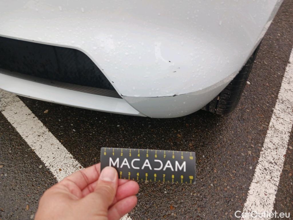  Nissan  Micra NISSAN  / 2017 / 5P / berlina con portón IG-T 68 kW (92 CV) E6D-F CVT Acenta #24