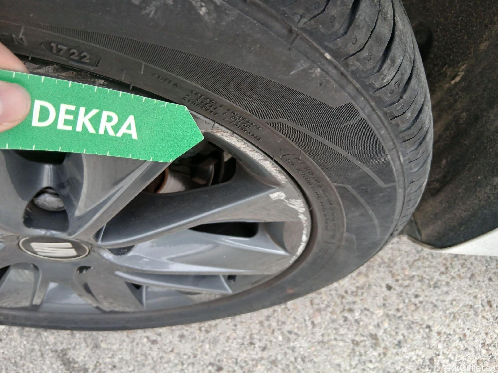  Seat  Leon SEAT León / 2016 / 5P / berlina con portón 1.5 TSI 95kW (130CV) St&Sp Style Visio Edition #5