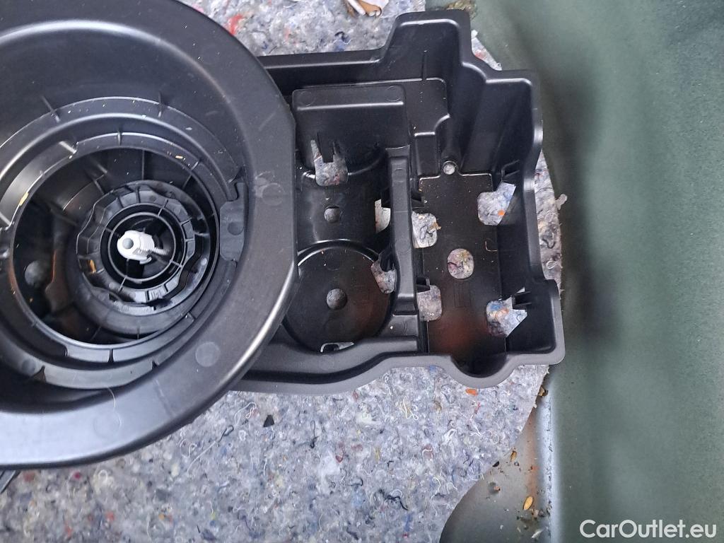  Opel  Corsa OPEL  / 2019 / 5P / berlina con portón 1.2T XHL 74kW (100CV) Edition #2