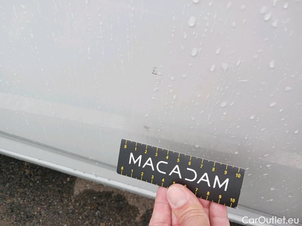  Nissan  Micra NISSAN  / 2017 / 5P / berlina con portón IG-T 68 kW (92 CV) E6D-F CVT Acenta #16