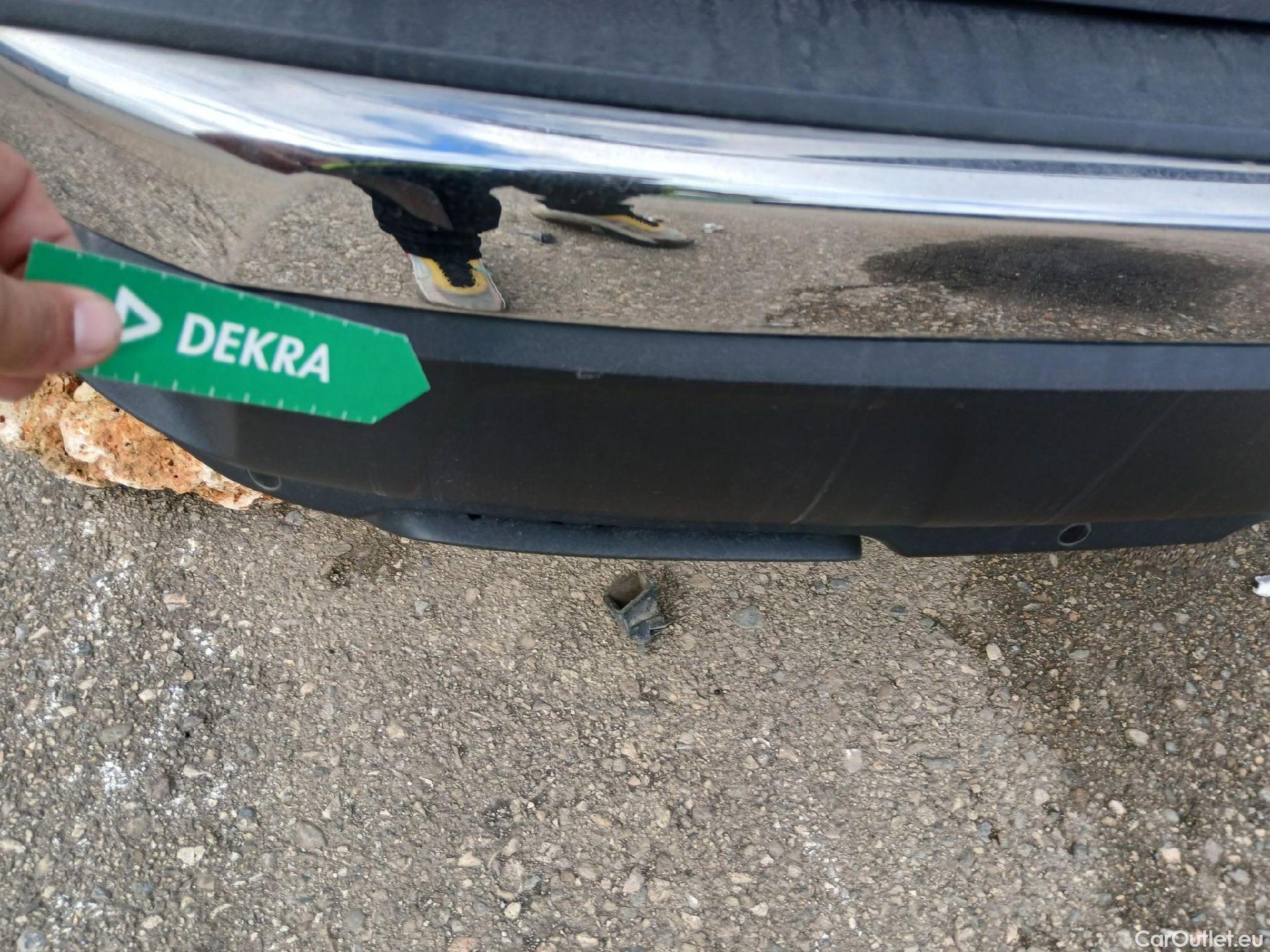  Peugeot  3008  Allure Pack 1.2 PureTech 130CV MT6 E6d #21