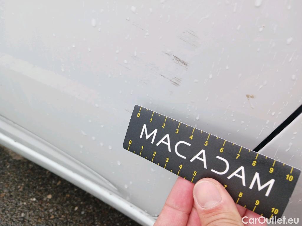  Nissan  Micra NISSAN  / 2017 / 5P / berlina con portón IG-T 68 kW (92 CV) E6D-F CVT Acenta #15