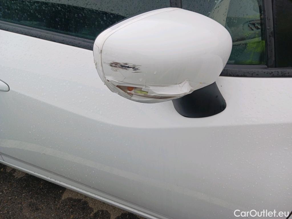  Nissan  Micra NISSAN  / 2017 / 5P / berlina con portón IG-T 68 kW (92 CV) E6D-F CVT Acenta #26