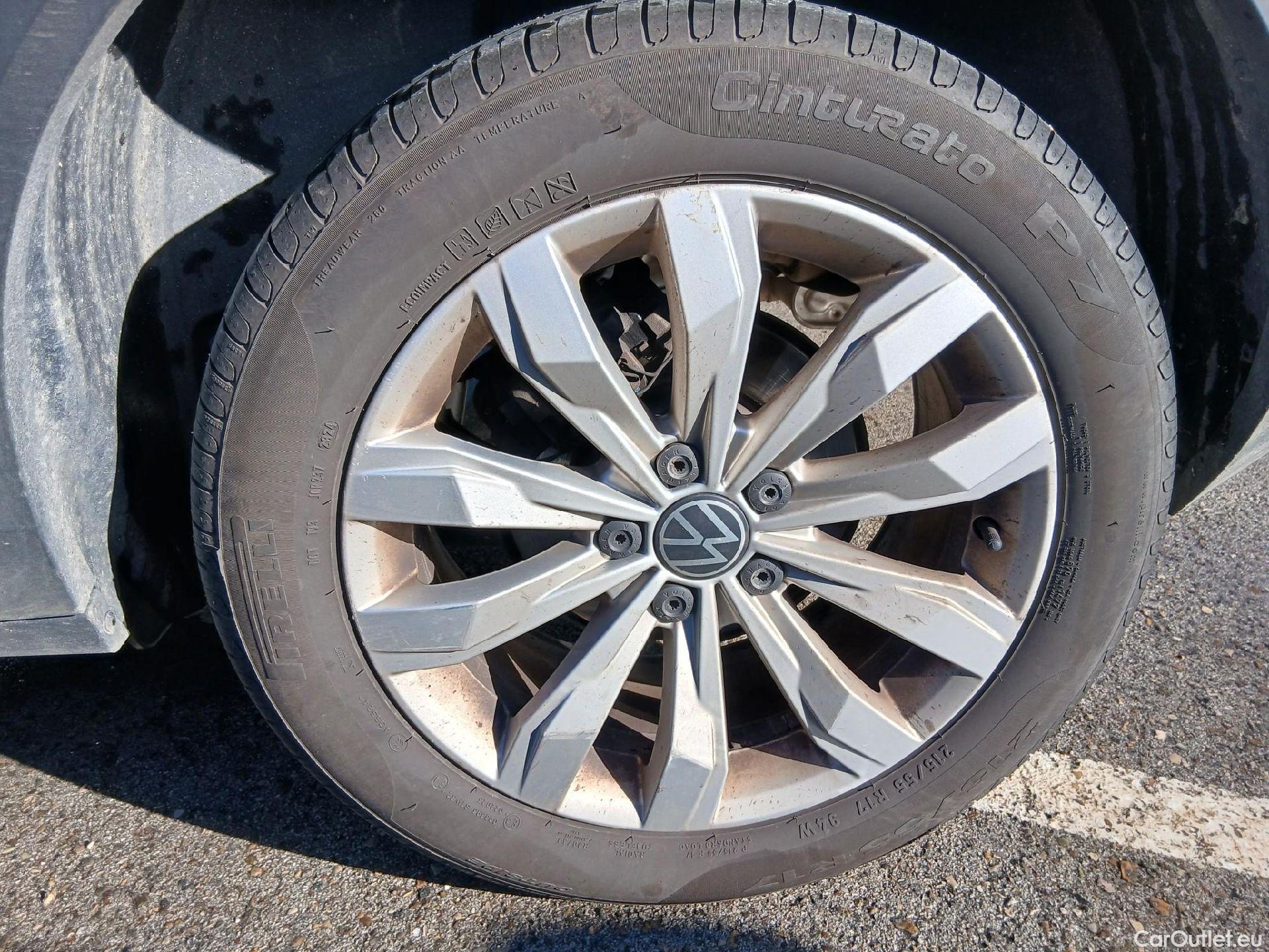  Volkswagen  T-ROC VOLKSWAGEN  / 2017 / 5P / todoterreno Advance 2.0 TDI 85kW (115CV) #15