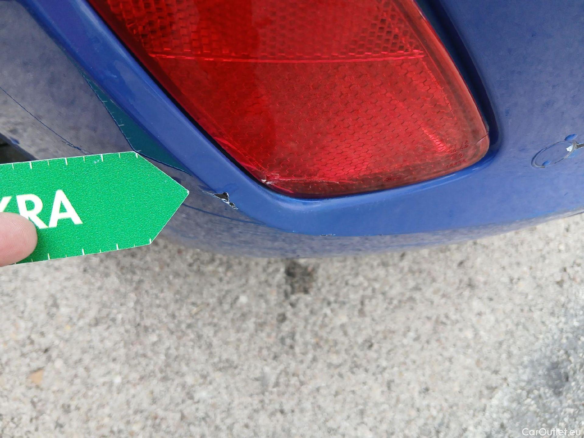  Ford  Fiesta FORD  / 2017 / 5P / berlina con portón 1.1 Ti-VCT 63kW Trend+ 5p #13