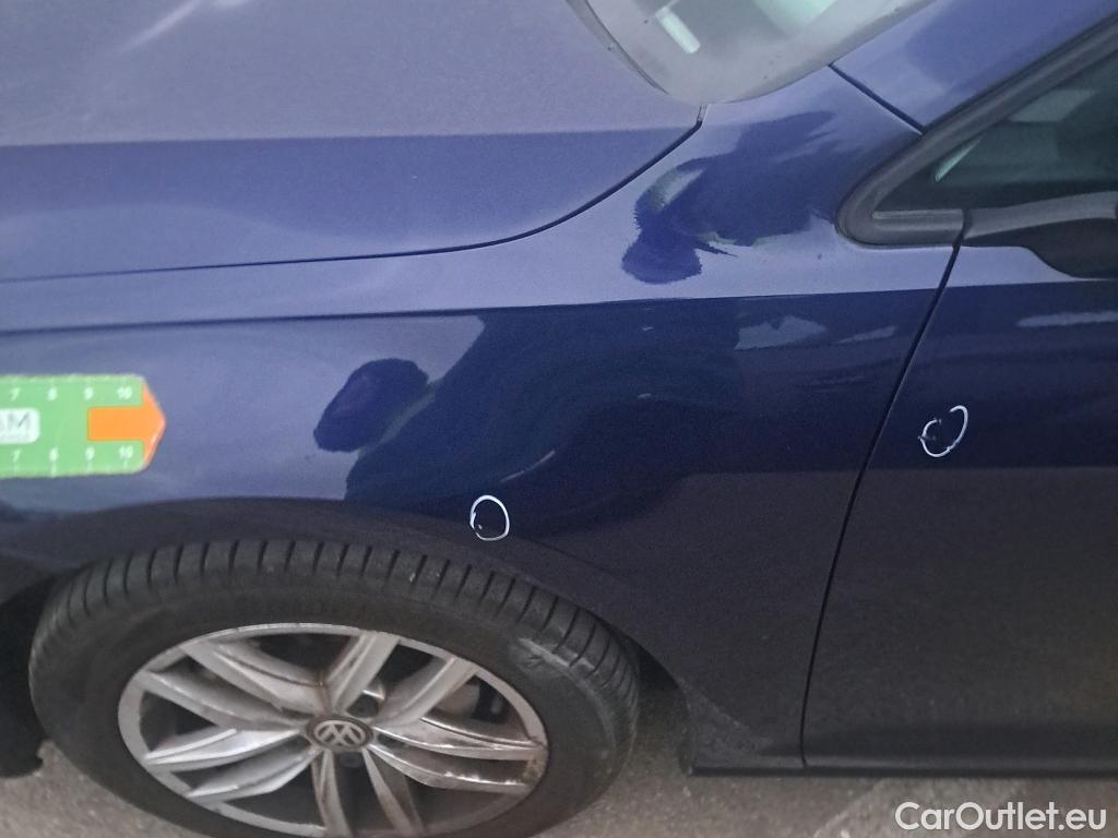  Volkswagen  Golf  VOLKSWAGEN / 2016 / 5P / berlina con portón Advance 1.6 TDI 85kW (115CV) DSG #20