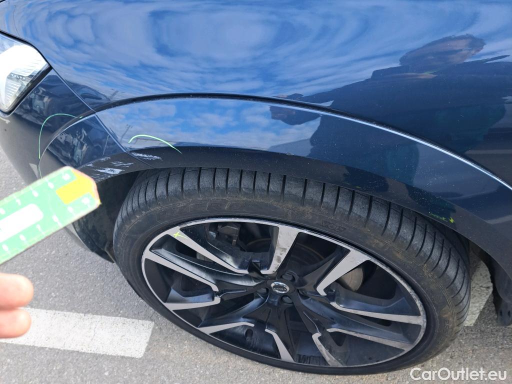  Volvo  XC60  Ultimate Dark AWD 2.0 B4 195CV AT8 E6d #23