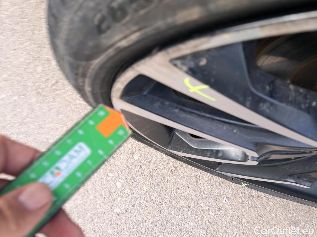  Volvo  XC60  Ultimate Dark AWD 2.0 B4 195CV AT8 E6d #4